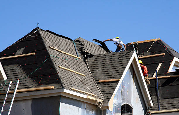 Best Flat Roof Repair Services  in Stratford, WI